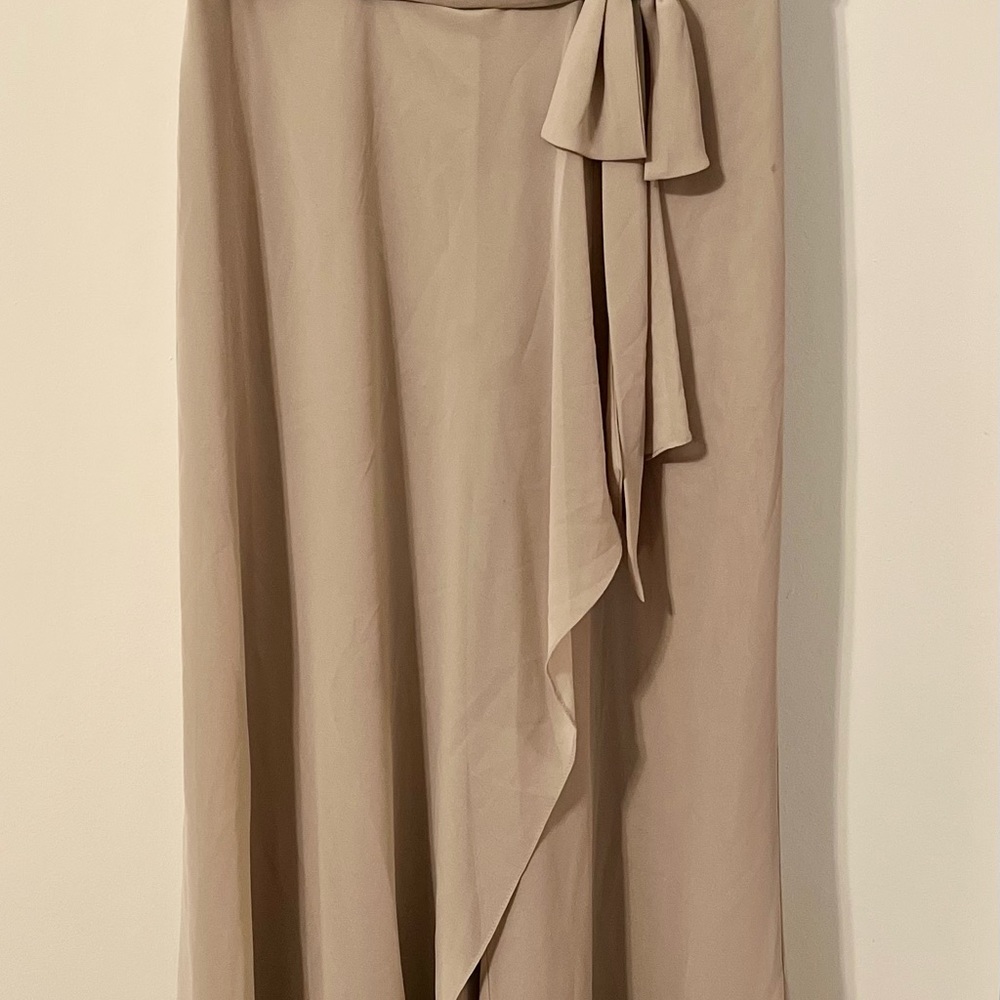 As New in pristine style Kleinfeld Jumpsuit. - Picture 2 of 2
